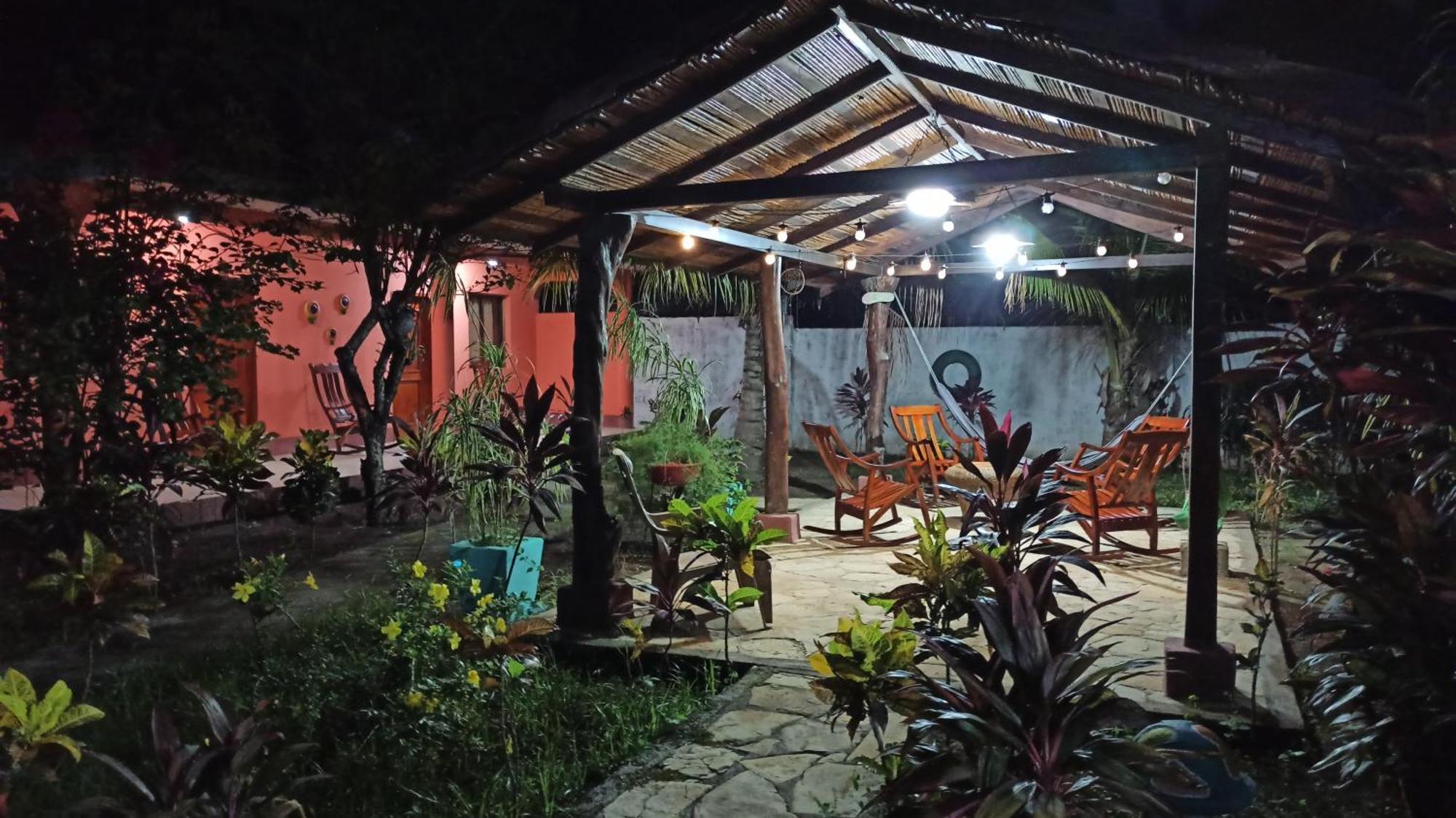 Ometepe House Bed and Breakfast Moyogalpa Exteriör bild
