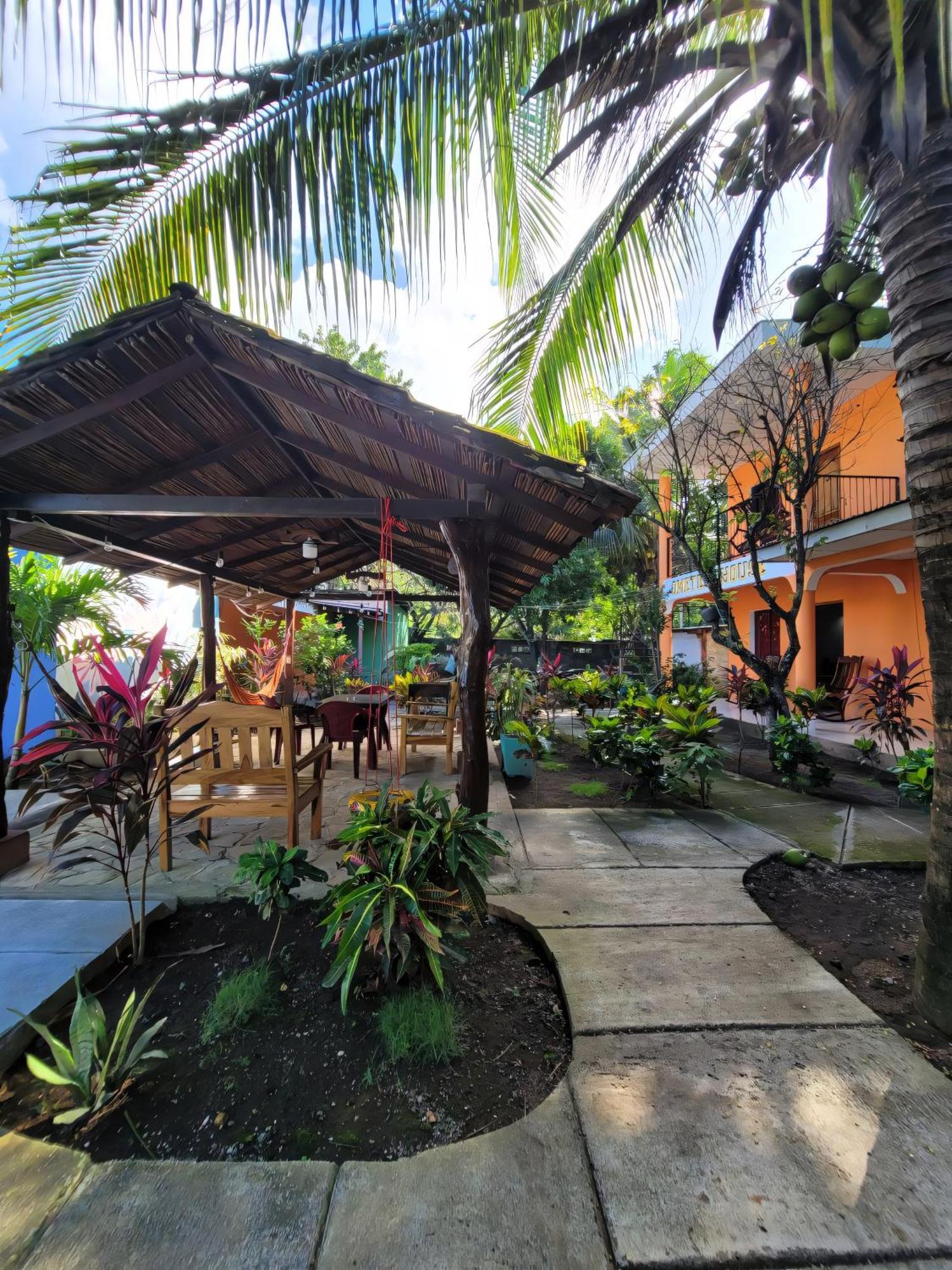 Ometepe House Bed and Breakfast Moyogalpa Exteriör bild