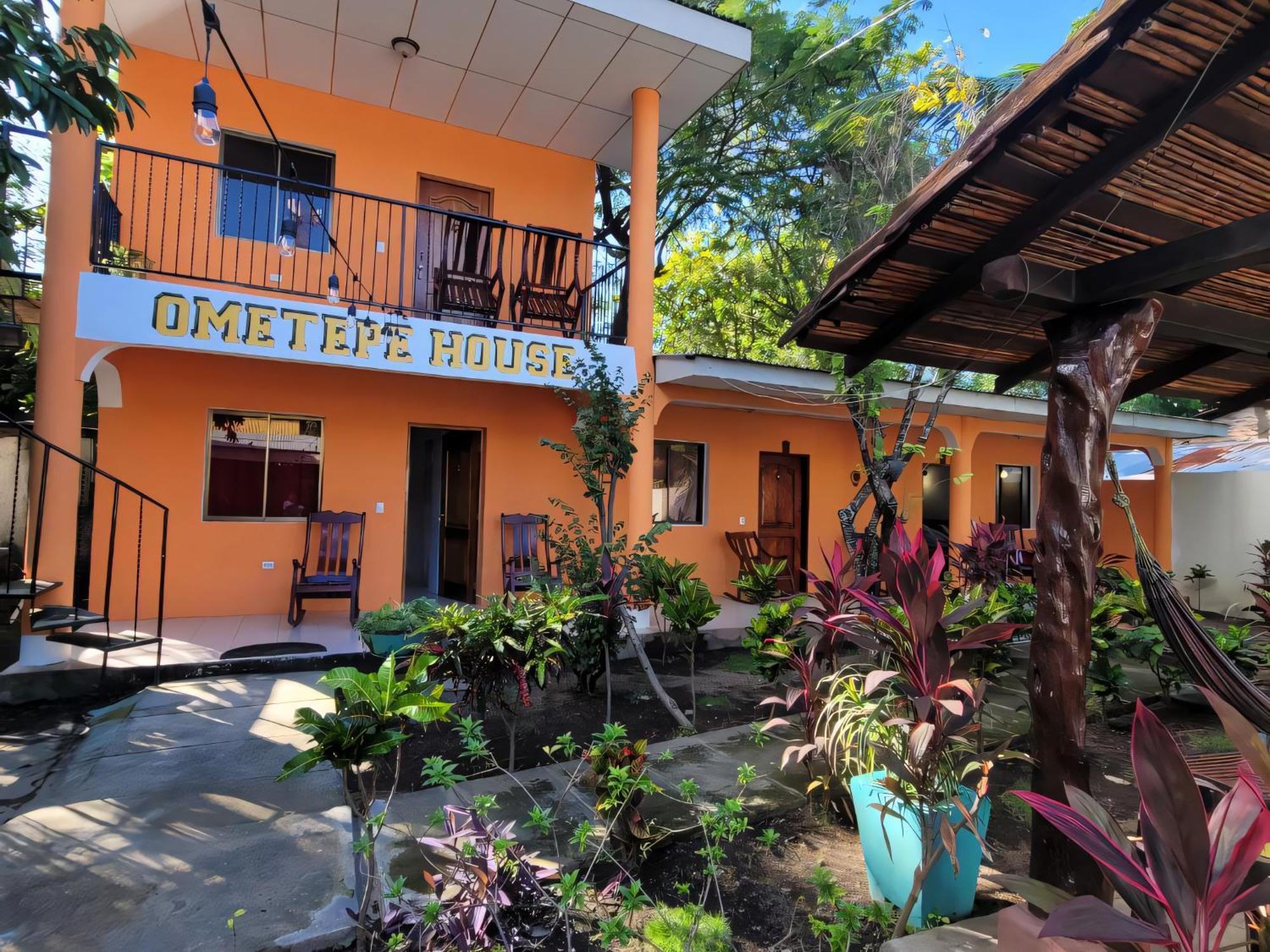 Ometepe House Bed and Breakfast Moyogalpa Exteriör bild